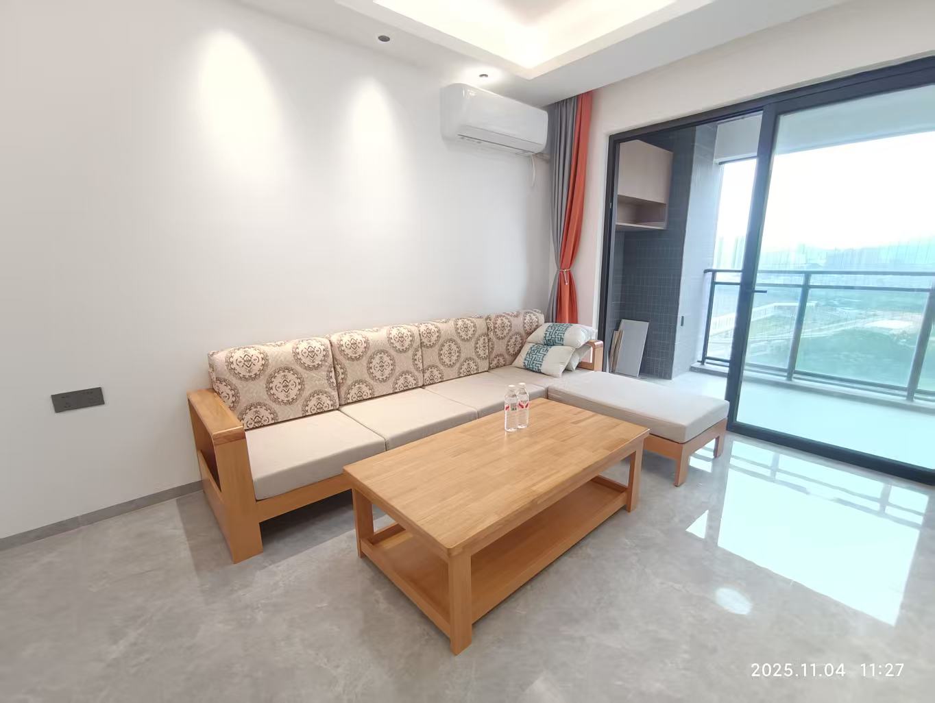 全新未出租家电家具齐全出租